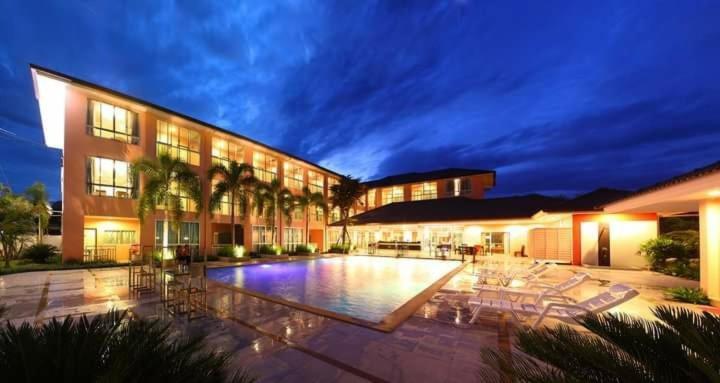 The Victory Hotel Ban Muang Daeng Exterior foto